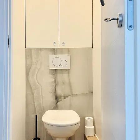 Apartment Cozy Croisette Retreat Cannes